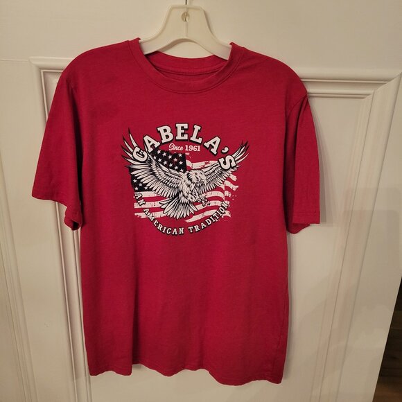 Cabela’s An American Tradition T-Shirt Red Men’s Size M Outdoor Graphic Tee - Picture 1 of 4